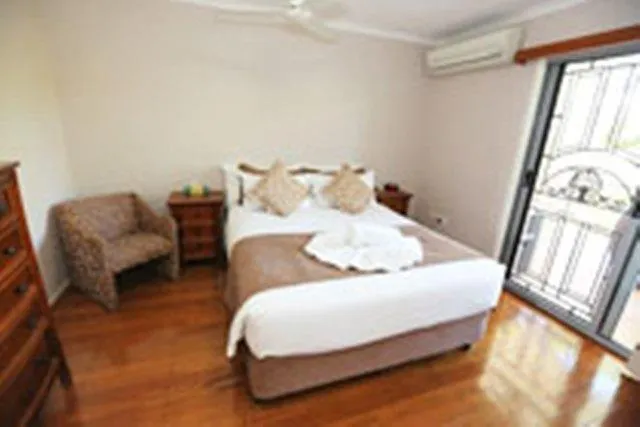Hotel South Gladstone Motel